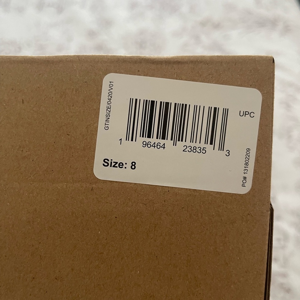 ADIDAS YEEZY FOAM RNR - Picture 8 of 8